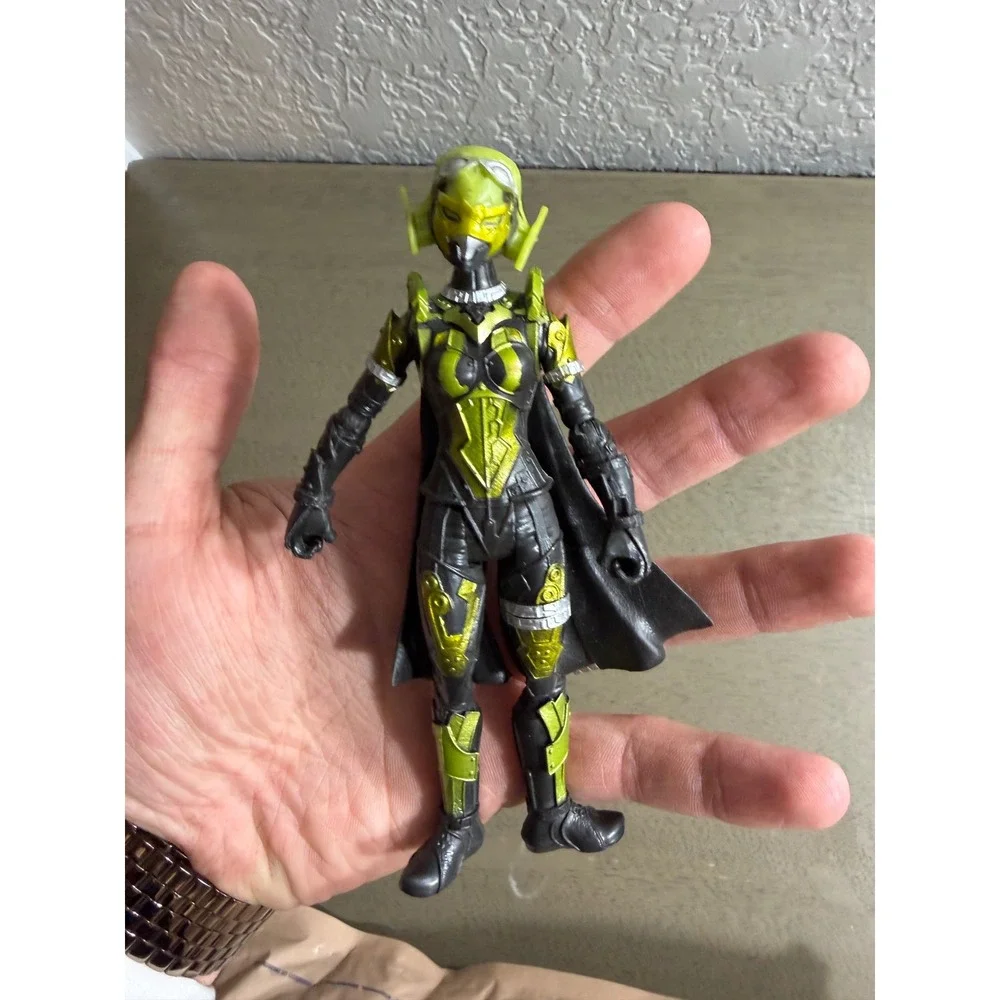 Hasbro Power Rangers Beast Morphers Roxy Action Figure E5946 Black Lime Green